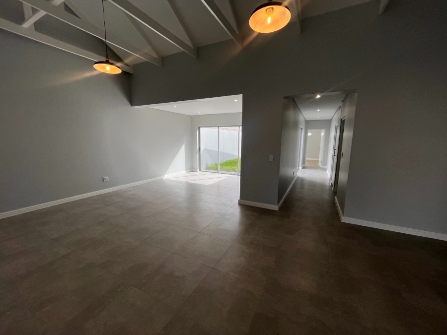 3 Bedroom Property for Sale in Sandown Western Cape